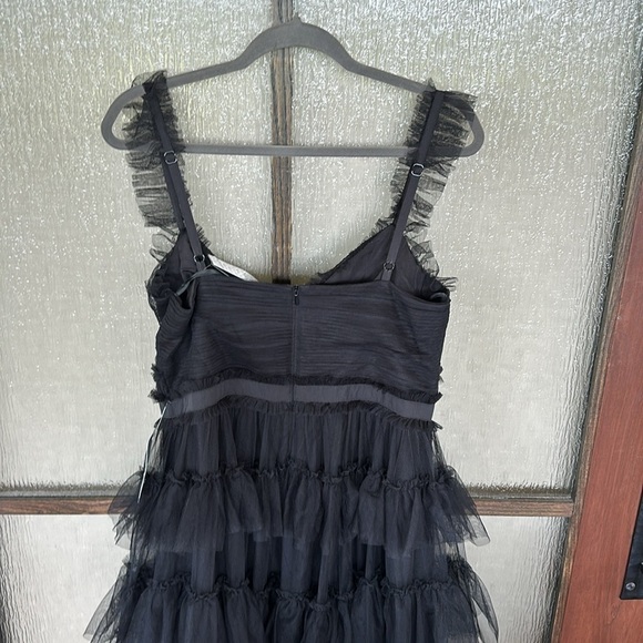 Betsy & Adam Women's Ruffled Tiered Gown size 12 new with tags - Picture 8 of 11